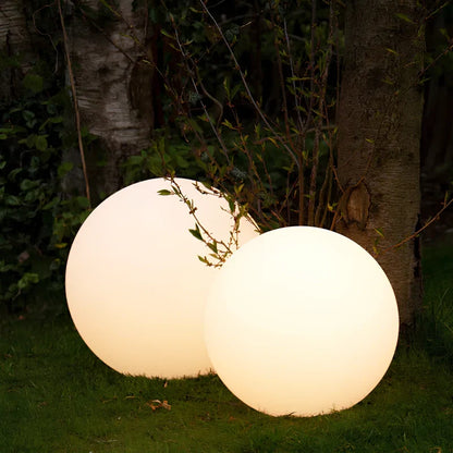 LED-Gartenkugel für Draußen mit 16 Farben und Fernbedienung – Dekorative Gartenbeleuchtung