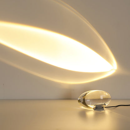 Elegante Tischlampe mit Kristalllinse – stimmungsvolles Licht und vielfältige LED-Modi
