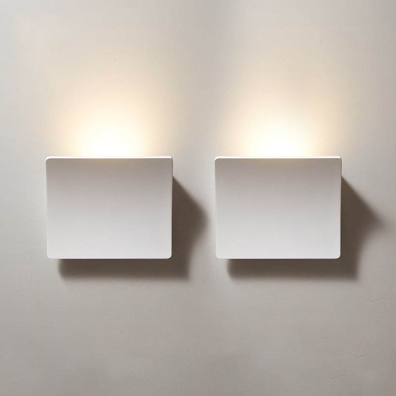 Minimalistische LED-Wandleuchte fürs Schlafzimmer – Schlicht, Modern und Funktional