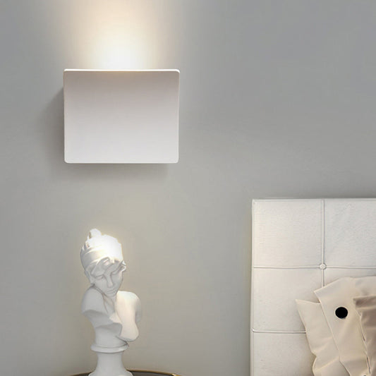 Minimalistische LED-Wandleuchte fürs Schlafzimmer – Schlicht, Modern und Funktional