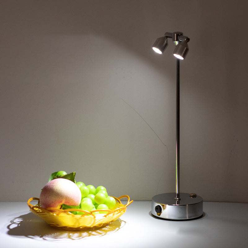 Stilvolle minimalistische LED-Tischlampe aus Eisen – erhältlich mit 1, 2 oder 4 Lichtpunkten
