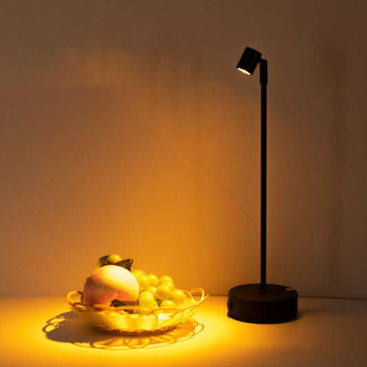 Stilvolle minimalistische LED-Tischlampe aus Eisen – erhältlich mit 1, 2 oder 4 Lichtpunkten