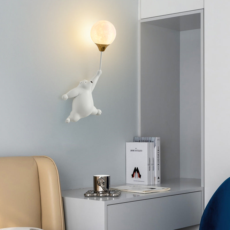 Verspielte skandinavische Wandleuchte – Harz und PVC, G9-Fassung
