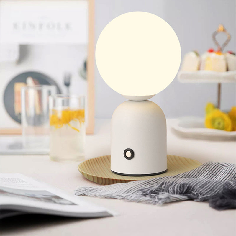 Minimalistische LED-Tischleuchte – Steckdose, 2 W mit Acrylschirm