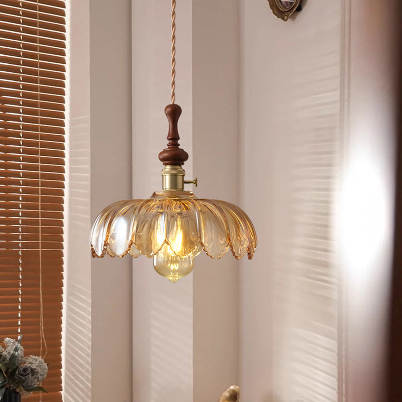 Französische Pendelleuchte mit Holzdetail – Glas und Metall – 1-flammig, 4 Stile