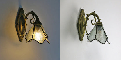 Design-Wandleuchte aus Glas und Eisen – mehrere Farben