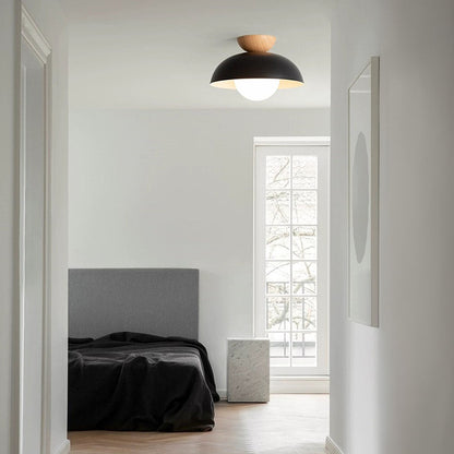 Moderne minimalistische Halbeinbau-Deckenleuchte