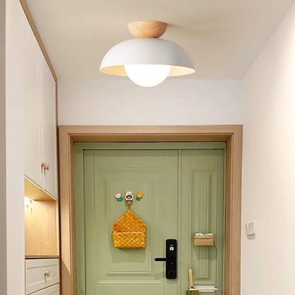 Moderne minimalistische Halbeinbau-Deckenleuchte