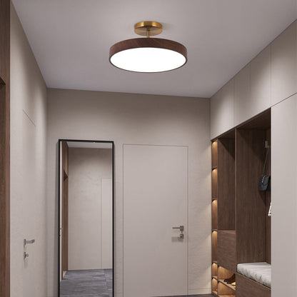 Skandinavische Deckenlampe mit Holzoptik und goldenem Rahmen