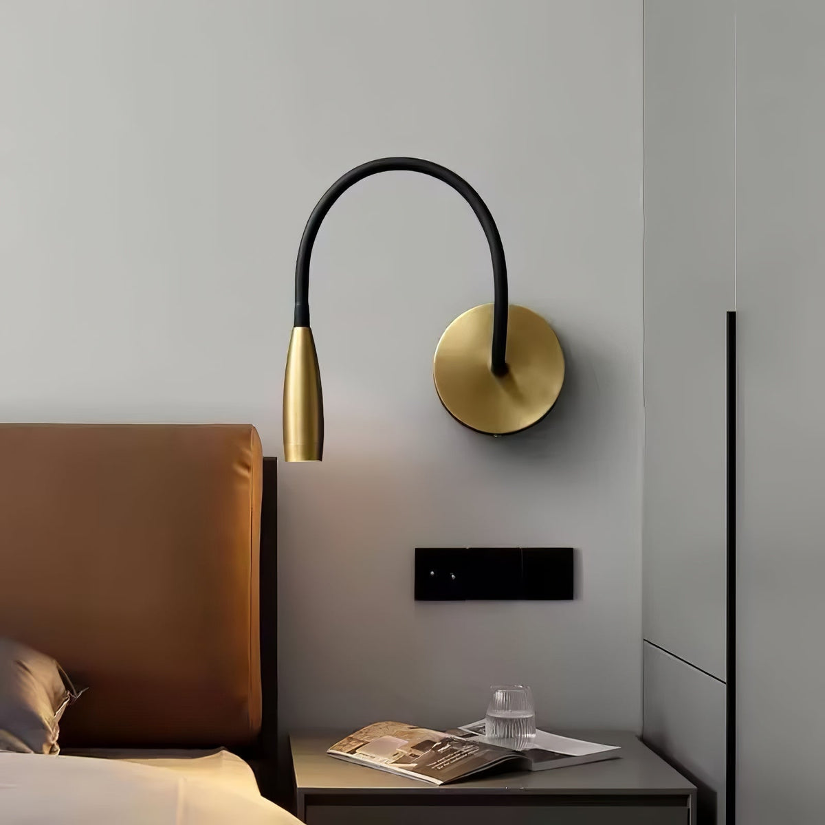 Rota – Verstellbare Wandleuchte mit integrierter LED und drehbarem Schirm