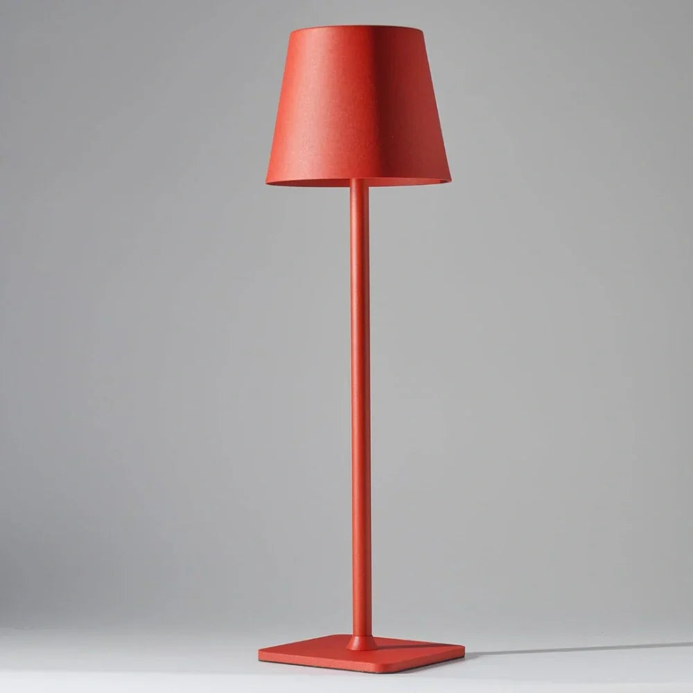 Lio – Dimmbare Akku-Tischlampe für Innen und Außen