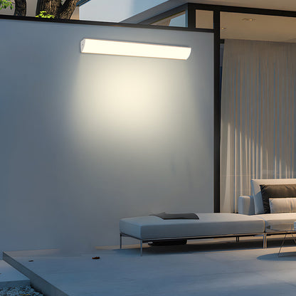 Stilvolle LED-Außenwandleuchte – Schlankes Design, IP65