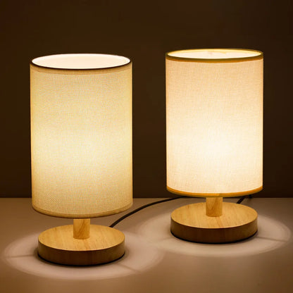 Stilvolle Lampe aus Naturholz und Leinen mit Fernbedienung