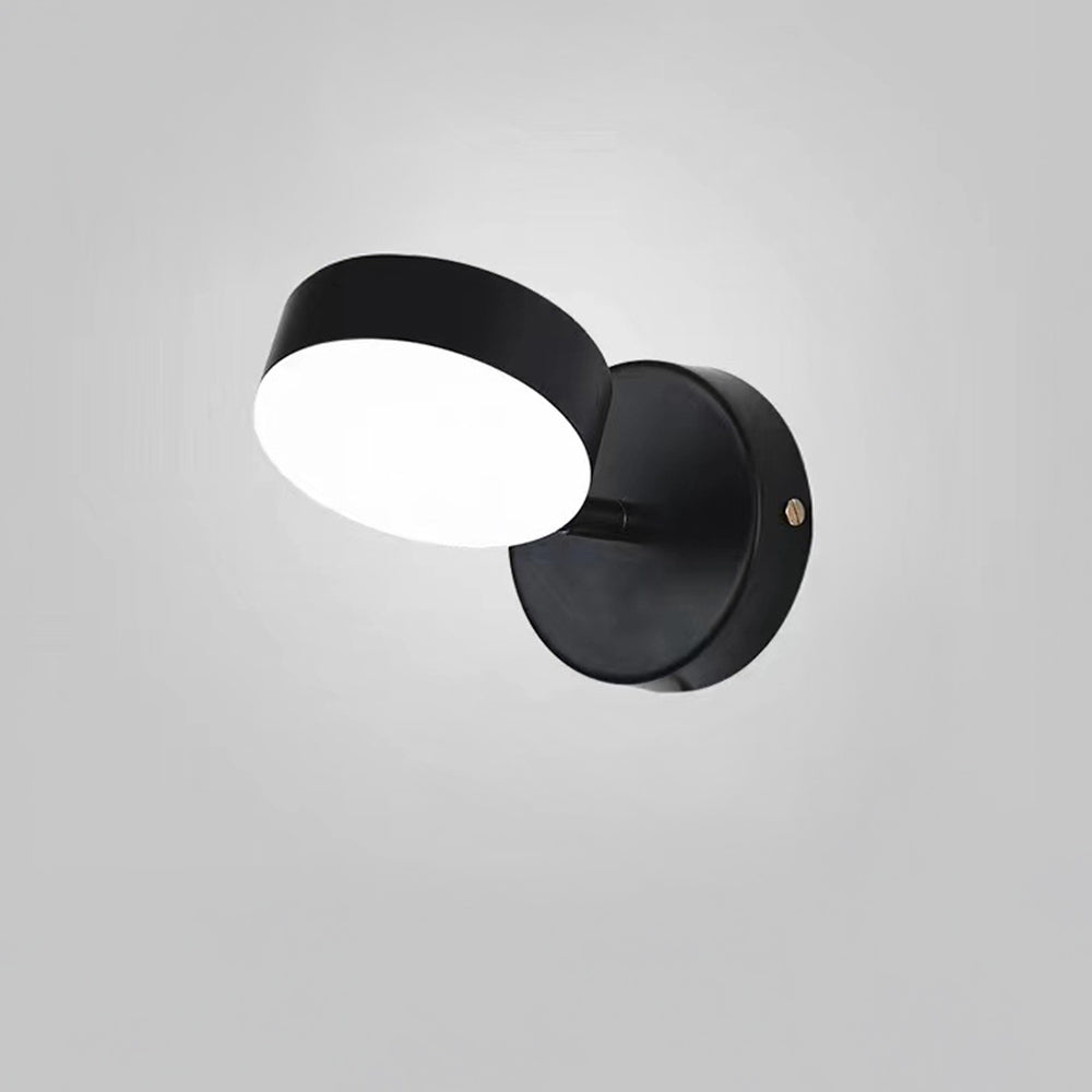 Skära – Minimalistische Wandleuchte mit integrierter LED und goldenem Finish