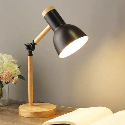 Skandinavische Tischlampe aus Holz und Eisen – viele Farben