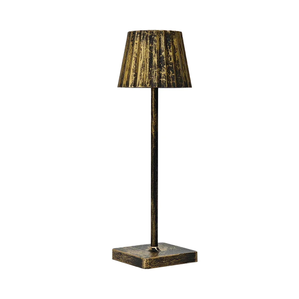 Mara – Akku-Tischlampe Klassisch mit Plissee-Schirm und dimmbarer LED