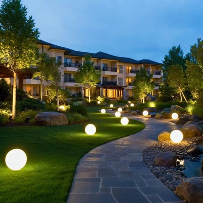 LED-Gartenkugel für Draußen mit 16 Farben und Fernbedienung – Dekorative Gartenbeleuchtung