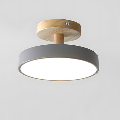 Skandinavische Deckenlampe mit Holzsockel – Dezentes Pastell-Design