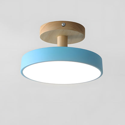 Skandinavische Deckenlampe mit Holzsockel – Dezentes Pastell-Design