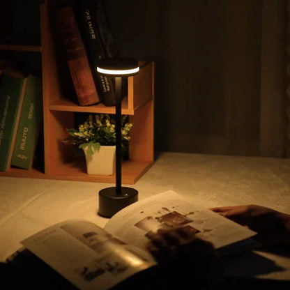 Elegante kabellose Tischlampe mit drei Lichtfarben und Dimmfunktion