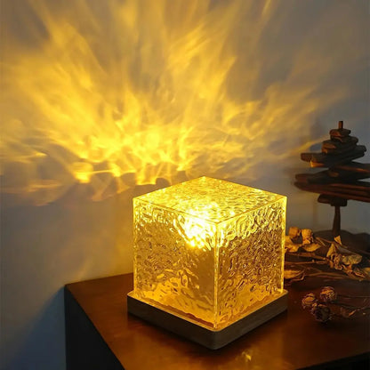 Cubo – Würfellampe mit prismatischem Licht