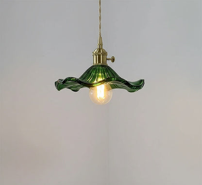 Elegante Glas-Hängelampe in Hibiskusblüten-Form mit stilvollem Design