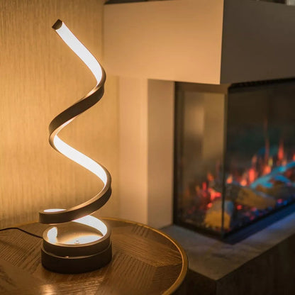 Industrielle Spiral-LED-Lampe mit Dimmfunktion und modernem Design