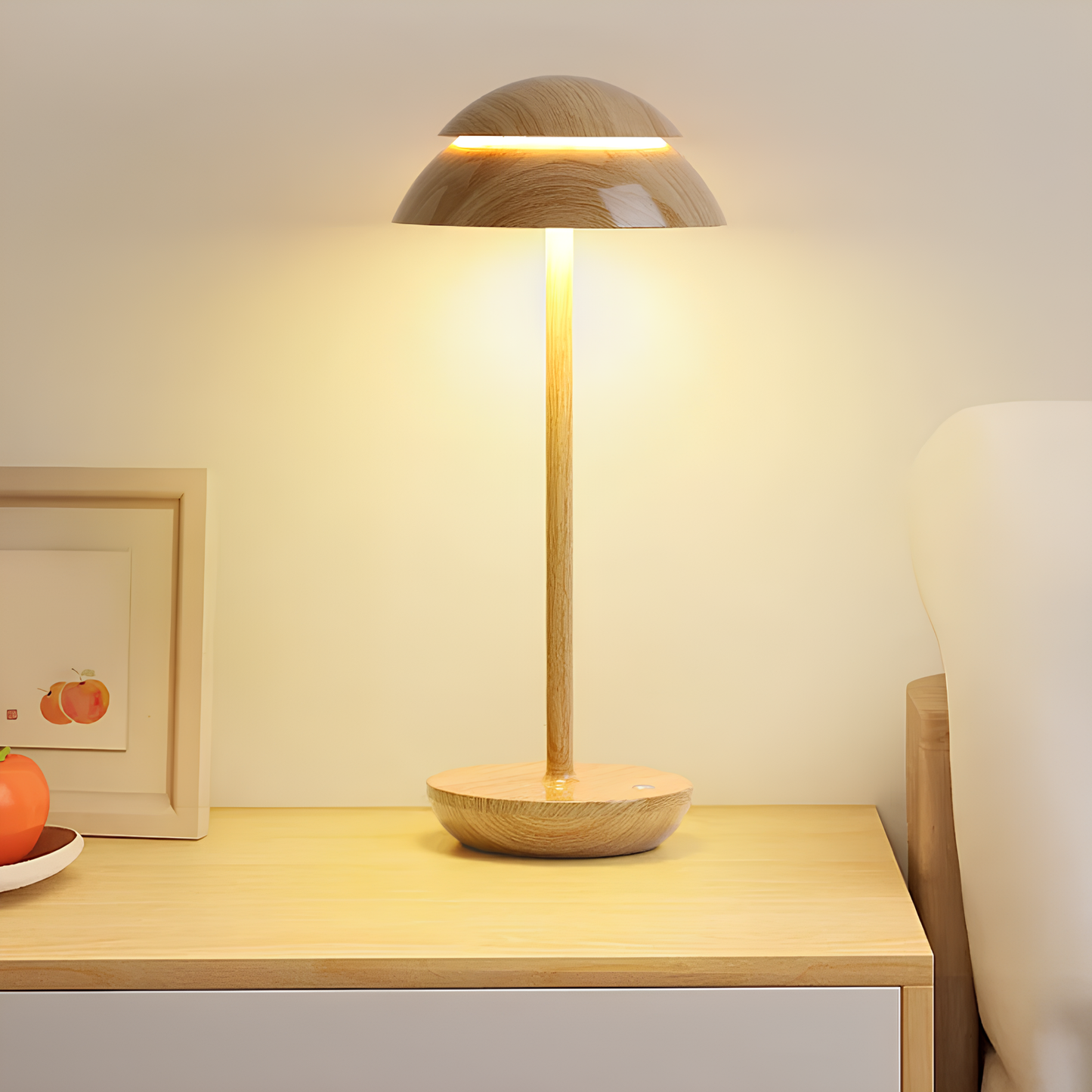 Stilvolle Aluminium-Tischlampe mit Dimmfunktion