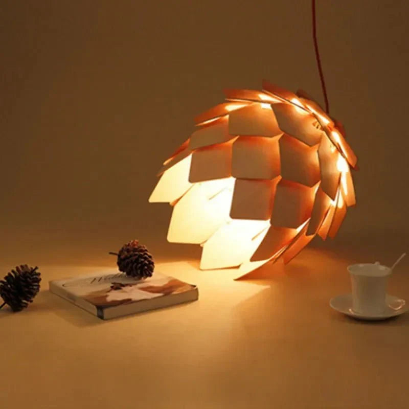 Elegante Pendelleuchte aus Eichenholz — verstellbares Kabel und natürliches, minimalistisches Design