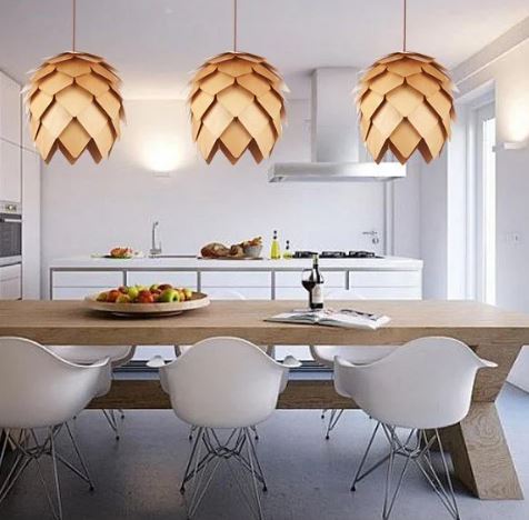 Elegante Pendelleuchte aus Eichenholz — verstellbares Kabel und natürliches, minimalistisches Design