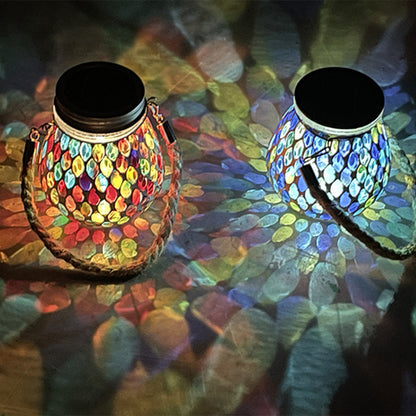Handgefertigte bunte Solarleuchte für den Garten – Glasmosaik mit magischem Lichtspiel