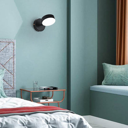 Skära – Minimalistische Wandleuchte mit integrierter LED und goldenem Finish