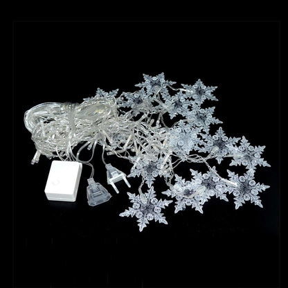 Schneeflocken-Lichterkette – Warme Winteratmosphäre
