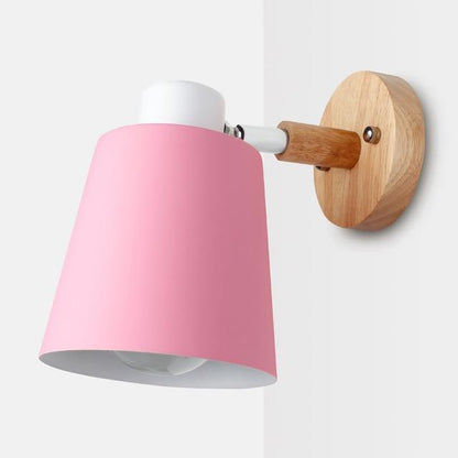 Skandinavische Wandlampe aus Eisen und Holz