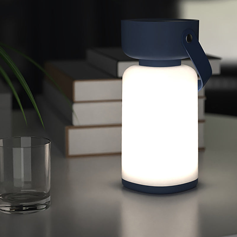 Wasserdichte LED-Tischlampe – Tragbar und modern im zylindrischen Design