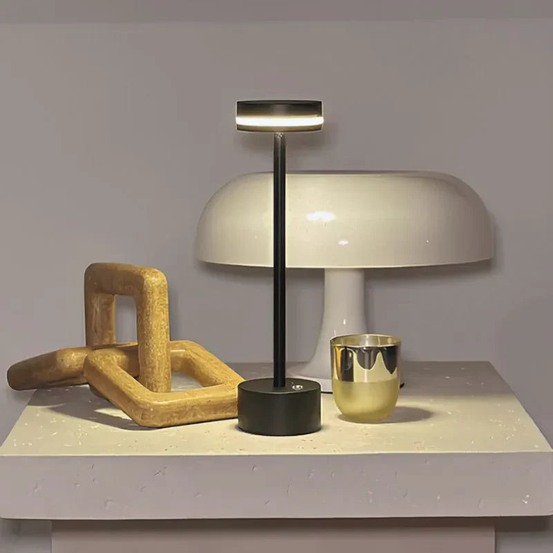 Elegante kabellose Tischlampe mit drei Lichtfarben und Dimmfunktion